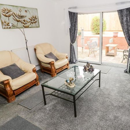 23 Charles Thomas Avenue Villa Pembroke Dock Luaran gambar